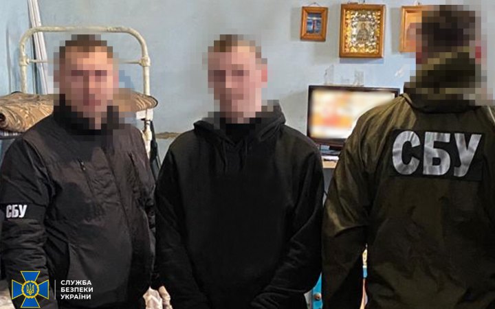 16 років у тюрмі проведе кримінальник, який "зливав" Росії дані про базування Сил оборони під Бахмутом
