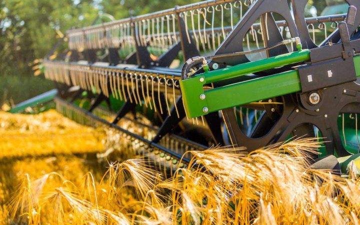 На Дніпропетровщині вже зібрали 2,2, млн тонн зерна, - Лукашук