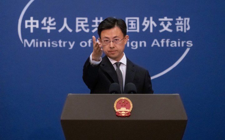 Reuters: Китай обурений санкціями ЄС проти своїх НПЗ і компаній