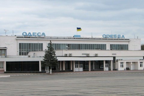 Самолет, следовавший из Киева в Грецию, экстренно сел в Одессе