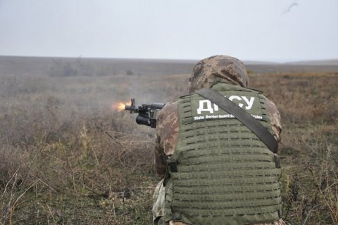 Подразделения Донецкого погранотряда провели учения на Азовском море