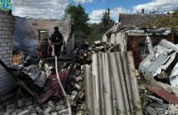 Упродовж доби росіяни випустили по Харківщині 10 КАБів та 8 дронів і поранили людину