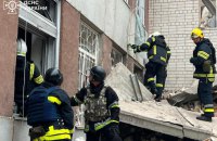 Росія вдарила по соціальній і цивільній інфраструктурі Чернігова. Є жертви і понад 60 поранених (доповнено)