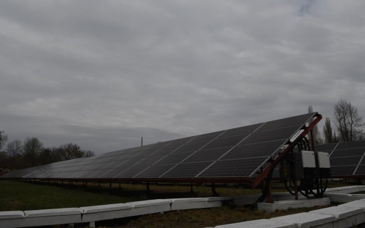 У Чорнобилі відкрили сонячну електростанцію