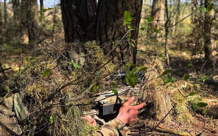 Ворог продовжує наступати на Покровському напрямку: у трьох локаціях досі тривають сім боїв