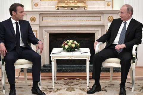 Путин и Макрон говорили про обмен удерживаемых между РФ и Украиной, - Песков