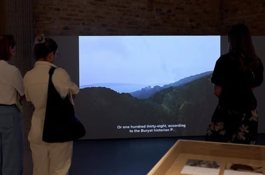 Відеоесе&nbsp;«Там, де закінчується Росія» 