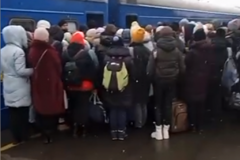 Чехія запроваджує режим надзвичайної ситуації через наплив біженців з України