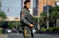 Возле кортежа президента Филиппин взорвали бомбу