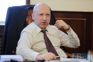 Турчинов пригрозил противникам единого кандидата на выборах в Киеве исключением из партии
