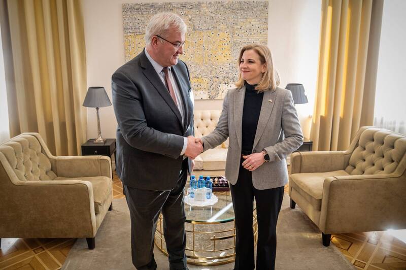 Міністерка міжнародних справ Австрії Беата Майнль-Райзінгер і очільник МЗС Андрій Сибіга