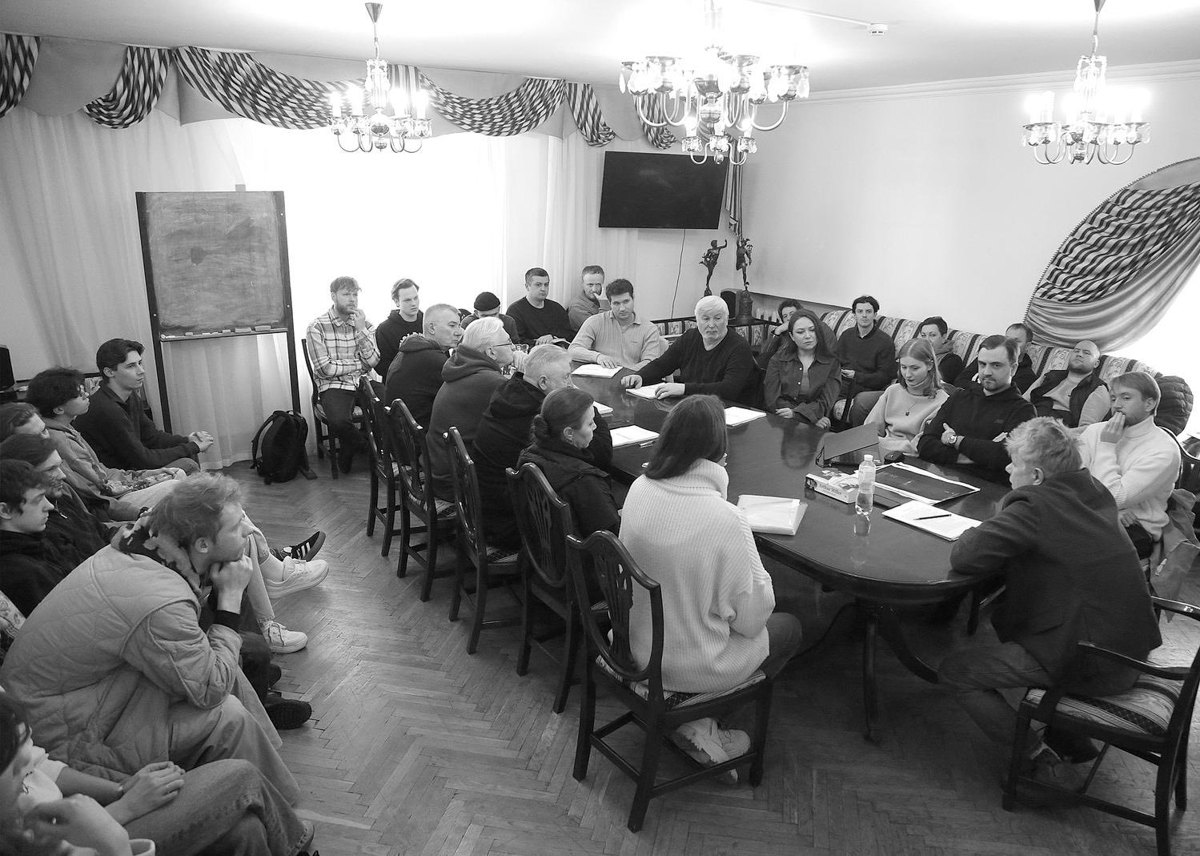 Репетиція вистави 'Смерть комівояжера'.