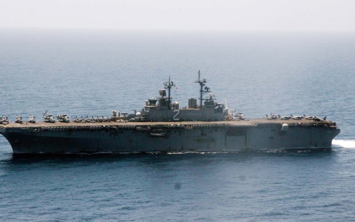Двох американських моряків обвинувачують у передачі військових секретів Китаю