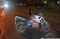 ​На Львівщині 17-річний хлопець на мотоциклі збив трьох пішоходів