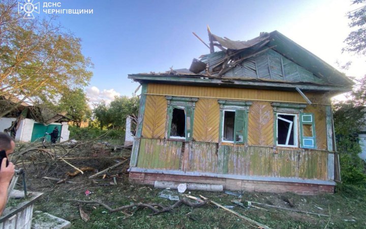 Ввечері ворог атакував дронами Чернігівщину, загинула людина