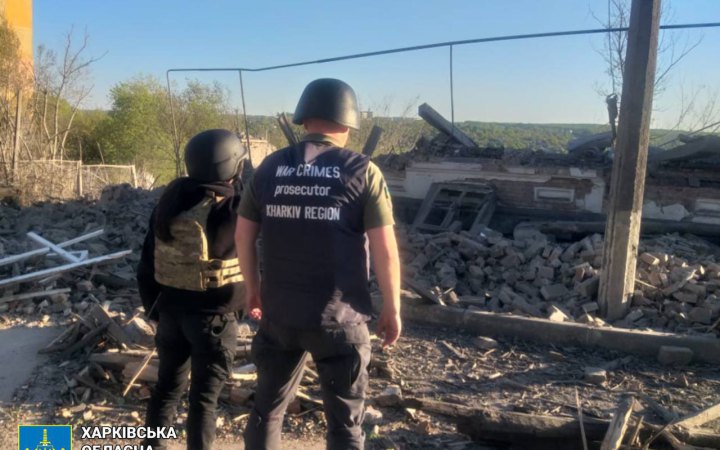 Авіаудар Росії по Куп’янську: загинув чоловік, ще одного шукають під завалами