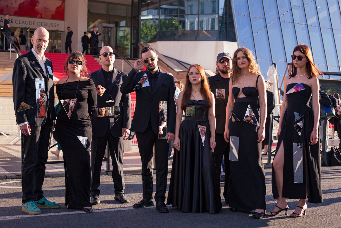 Команда фільму «Мілітантропос» у Каннах