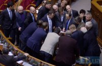 Близкий друг Януковича тоже вышел из фракции. С ним - еще 27 депутатов