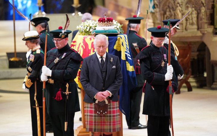 Король Чарльз відвідає всі чотири частини Сполученого Королівства перед похороном Єлизавети II