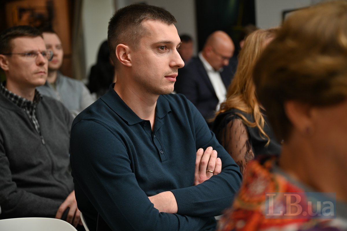 Вадим Котенко, Керівник відділу забезпечення рухомим складом 'Кернел'