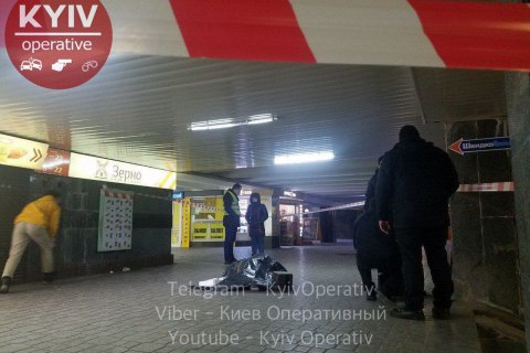 В центре Киева во время драки зарезали 30-летнего мужчину