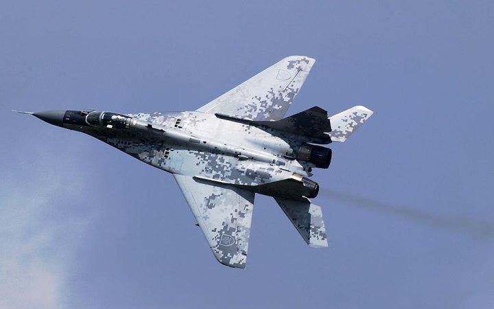 Словаччина готова обговорити передачу Україні винищувачів МіГ-29