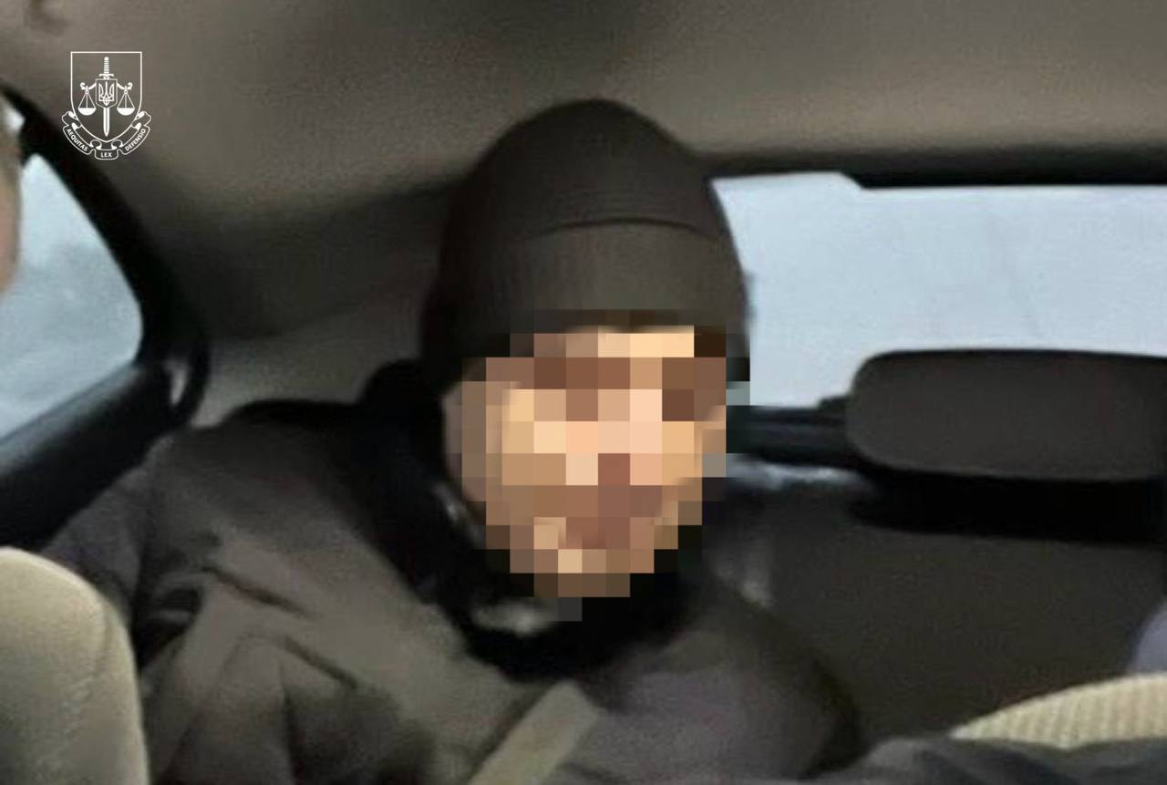 Правоохоронці повідомили про підозру у шахрайстві прокурорам і двом посадовцям медико-соціальних експертних комісій під час розслідування у справі неправомірного отримання груп інвалідності у грудні 2024р. 