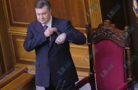 Янукович не оценивает закон о языках, чтобы не давить на Раду, - Мирошниченко