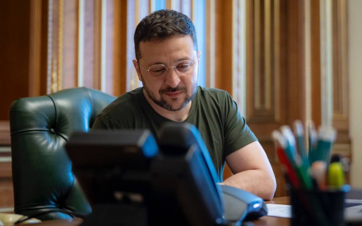 Зеленський подякував Папі Римському Леву XIV за пропозицію посередництва у відновленні миру 