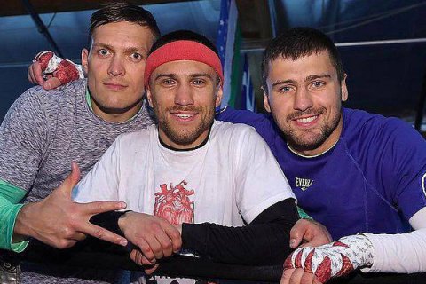 Порошенко поздравил украинских боксеров с победами