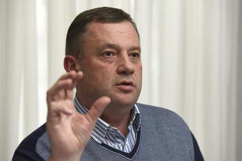 Суд обязал нардепа Дубневича носить электронный браслет еще два месяца