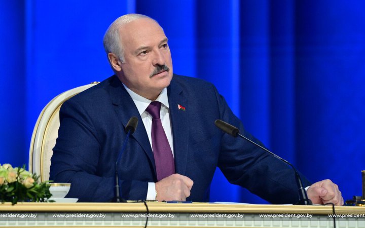 Лукашенко звільнив послів Білорусі в Україні та Естонії