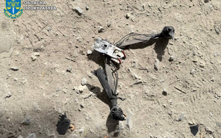 У Купʼянську російський FPV-дрон поцілив у цивільну автівку, постраждало подружжя