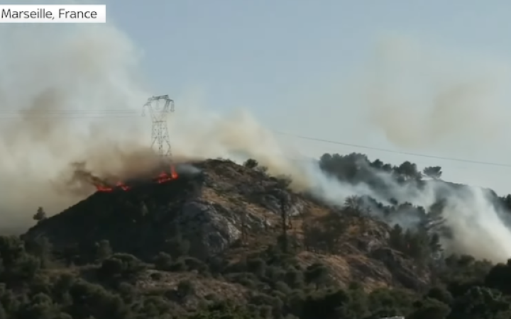 Понад 100 людей постраждали внаслідок лісової пожежі на околицях Марселя