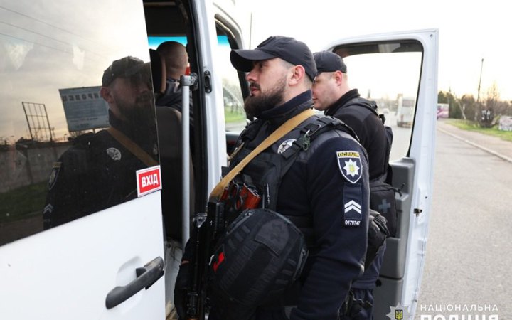 ​На Миколаївщині поліція посилила заходи безпеки через загрозу терактів 