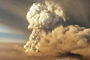 Облако пепла от исландского вулкана растворится уже к утру