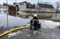 Головне за середу, 4 березня: понад 100 боєзіткнень, ракетні удари по Дніпру та Одещині, подорожчання пального  