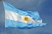 В Аргентине после президентских праймериз рекордно обвалились фондовый рынок и песо