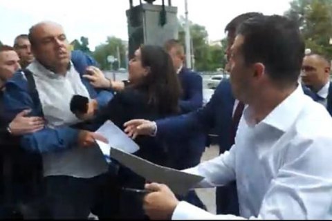 Пресс-секретарь Зеленского обвинила журналиста в провокации конфликта "ради картинки"