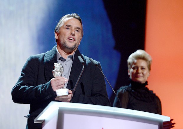 Ричард Линклейтер получает награду за режиссуру фильма "Отрочевство"