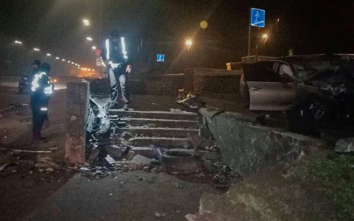 У Києві на Набережному шосе трапилася смертельна ДТП