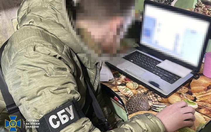 СБУ заявила про викриття ще 6 агітаторів, серед них блогерка з “медіа-пулу” Медведчука та депутат міськради