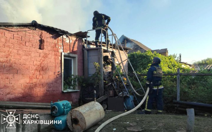 Ворог завдав ракетного удару по житловому сектору Харківщини, постраждали люди