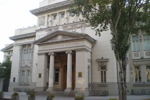 Кириленко під приводом декомунізації позбавив Одеську бібліотеку імені Горького