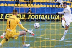 Донецький "Олімпік" платить 25 тисяч гривень за один матч на київському стадіоні