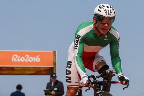 Иранский велогонщик скончался после падения на Паралимпиаде в Рио