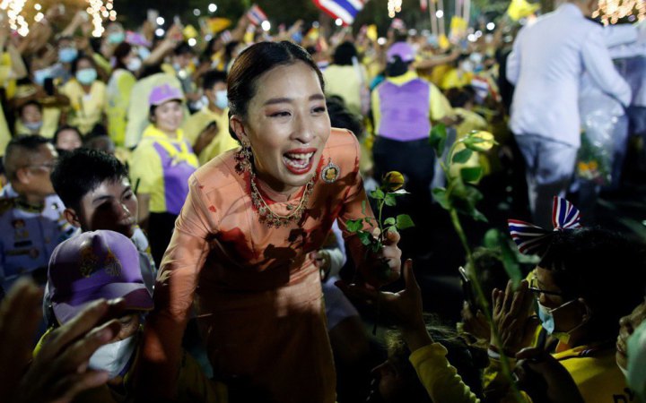 Тайську принцесу лікують від низького кров'яного тиску і інфекції у крові. Її вважали претенденткою на престол