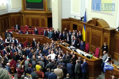 299 депутатов посетили все заседания Рады в ноябре, - КИУ