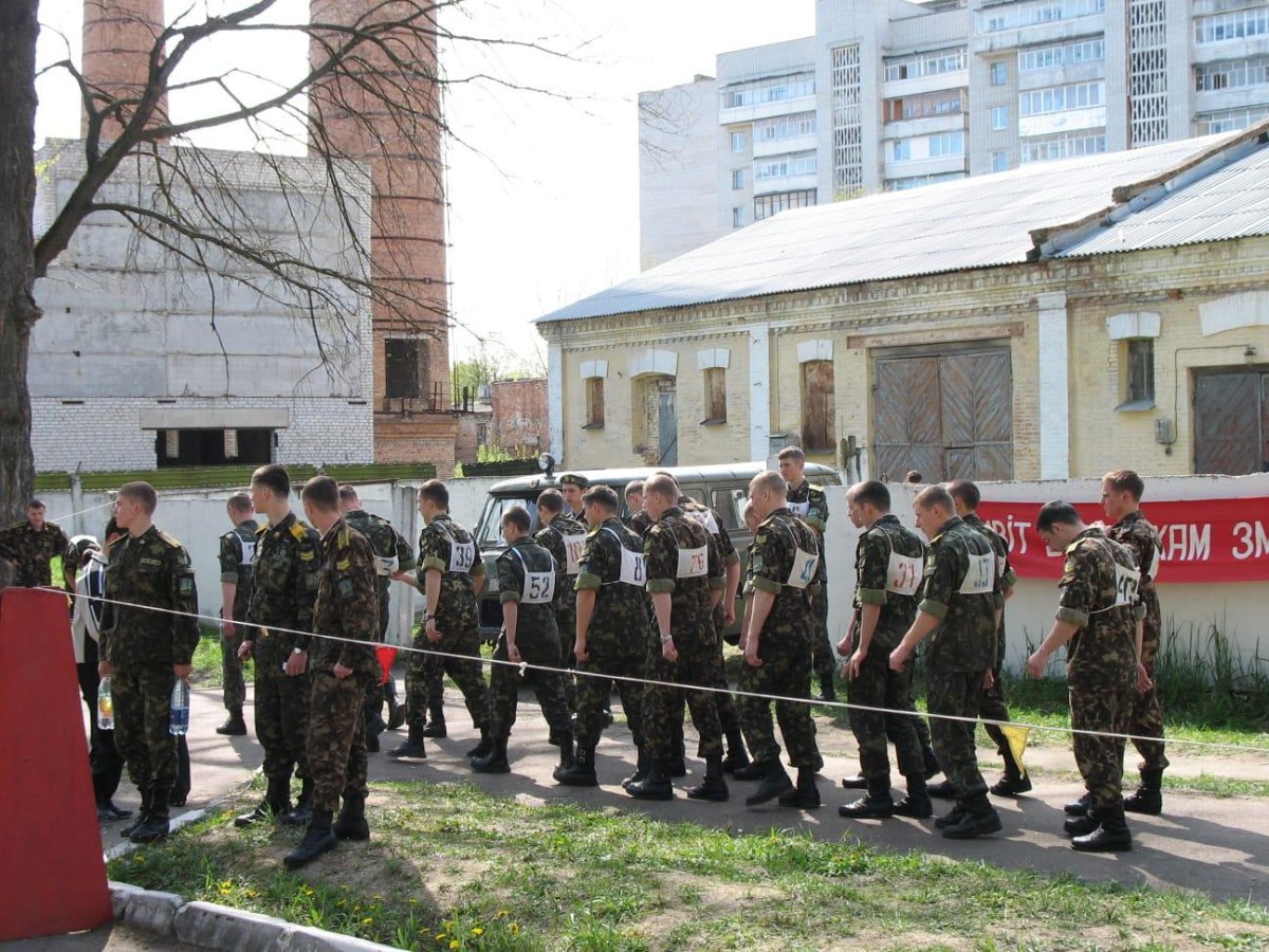 На старті чергового кросу у неділю 