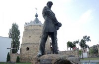 Летичів. Могила Устима Кармалюка